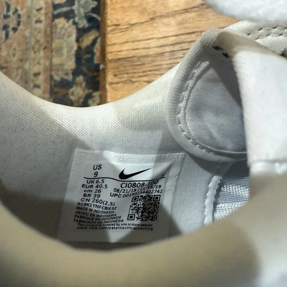 Nike Women's Court Blanc Sneakers- white w/orange. athletic casual - Size 9 wmns - Picture 7 of 8